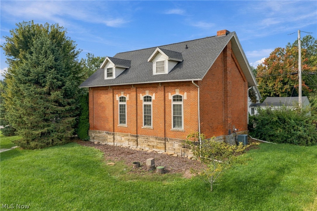 42764 Russia Road Elyria OH 44035