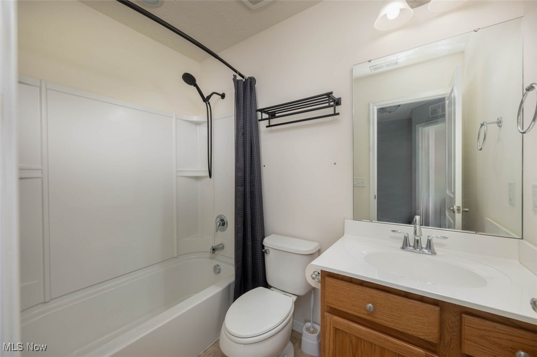 2827 Sickels Circle SE Massillon OH 44646