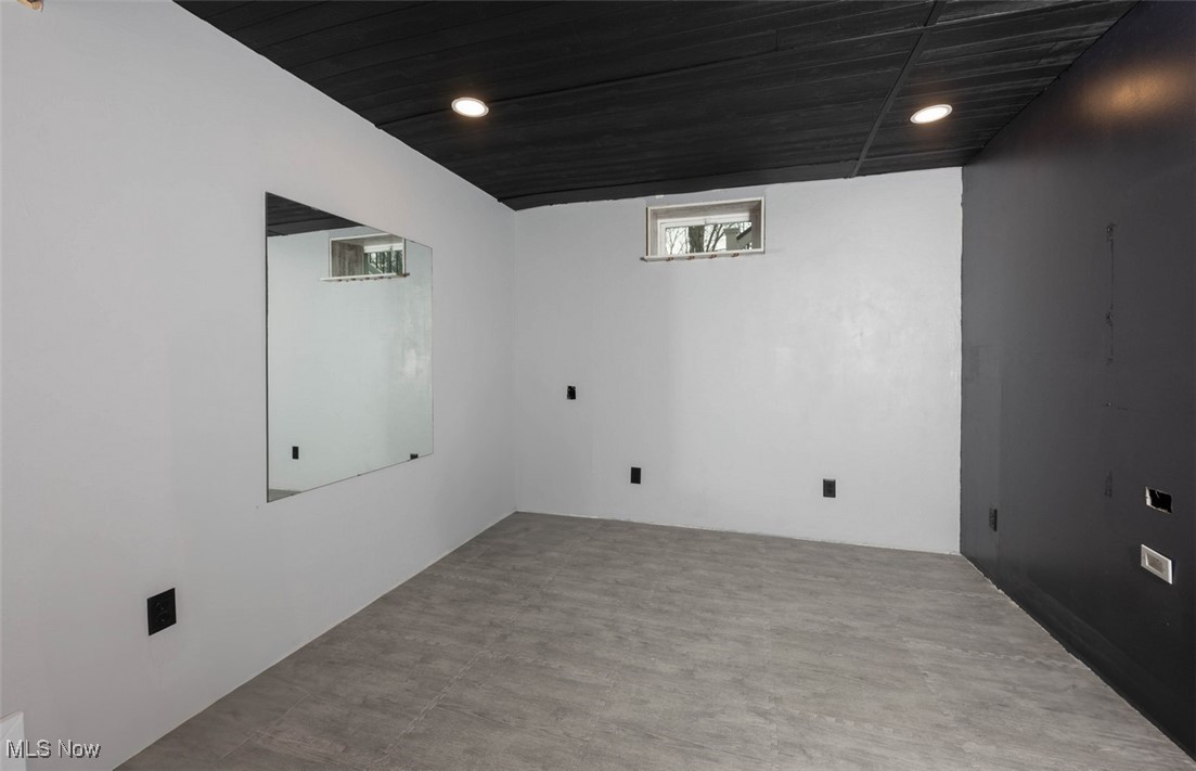 2827 Sickels Circle SE Massillon OH 44646