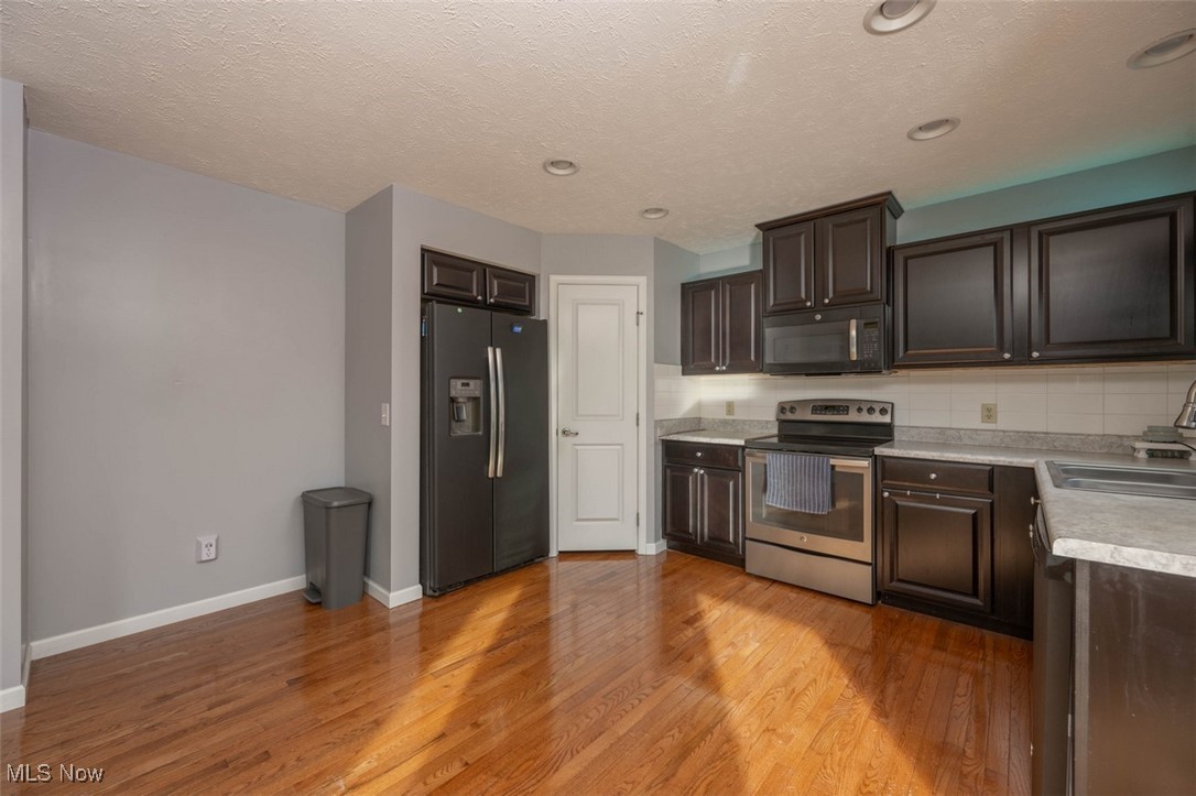 2827 Sickels Circle SE Massillon OH 44646