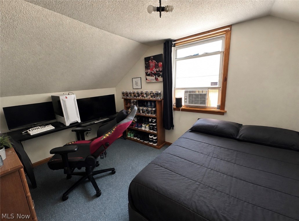 196 Charles Street East Liverpool OH 43920