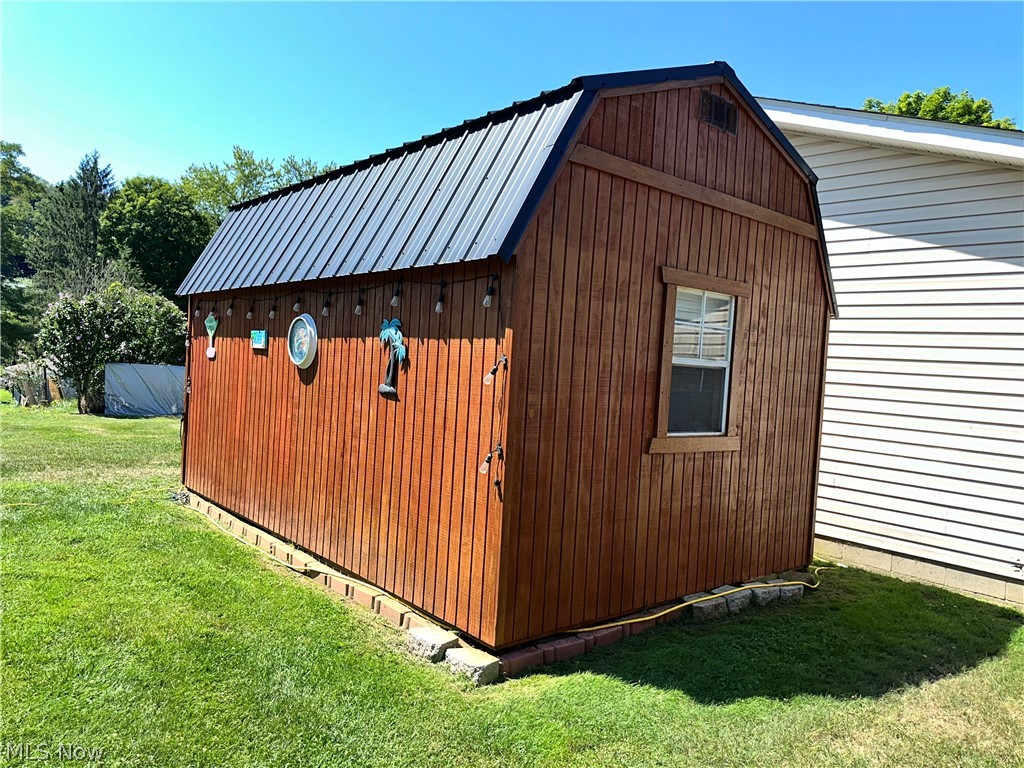 196 Charles Street East Liverpool OH 43920