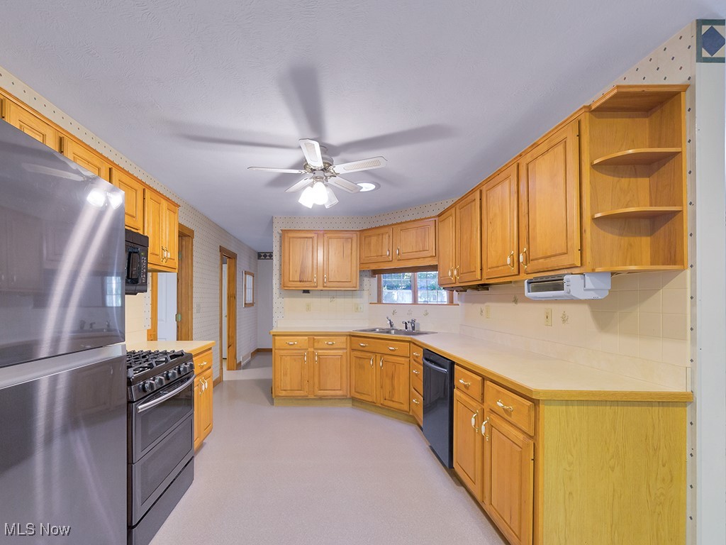 763 High Street Bedford OH 44146