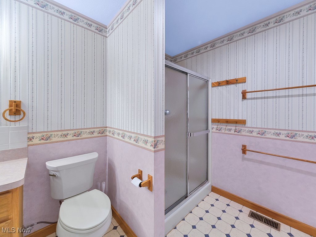 763 High Street Bedford OH 44146