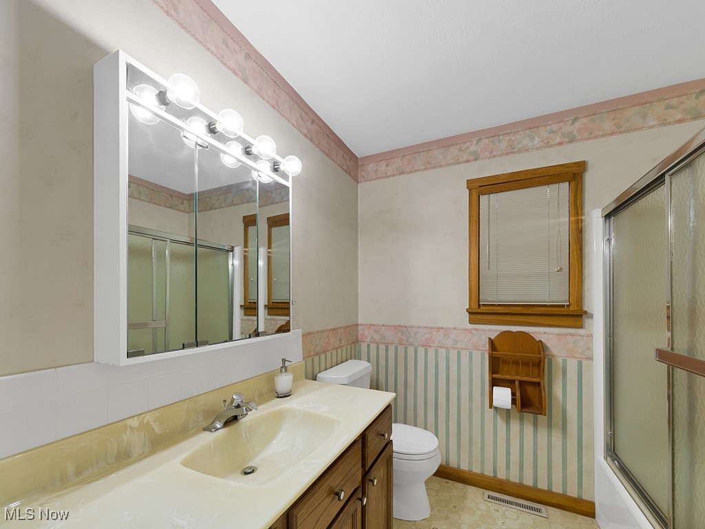 763 High Street Bedford OH 44146