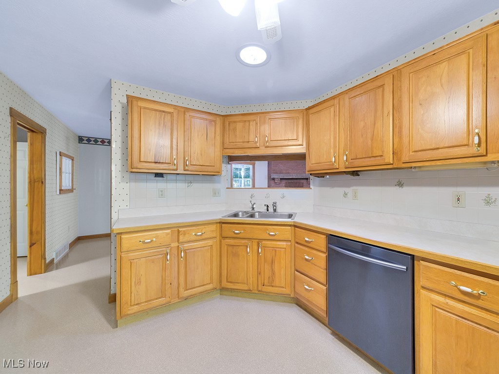 763 High Street Bedford OH 44146