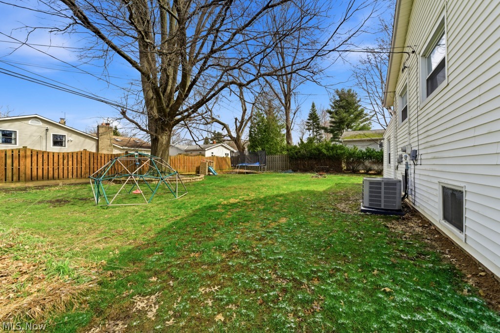 4839 Hartley Drive Lyndhurst OH 44124