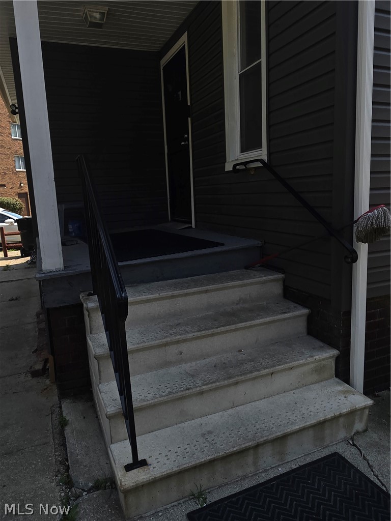 3204 Altoona Road Cleveland OH 44109