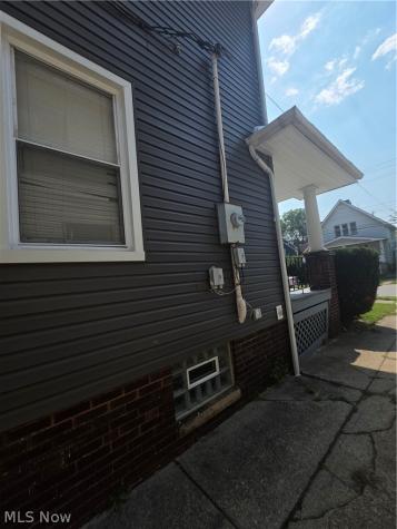 3204 Altoona Road Cleveland OH 44109