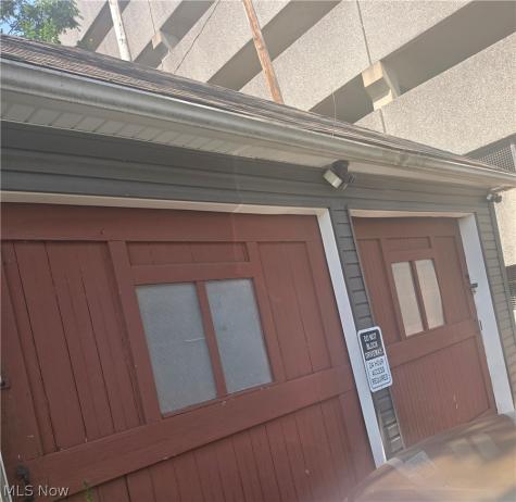 3204 Altoona Road Cleveland OH 44109