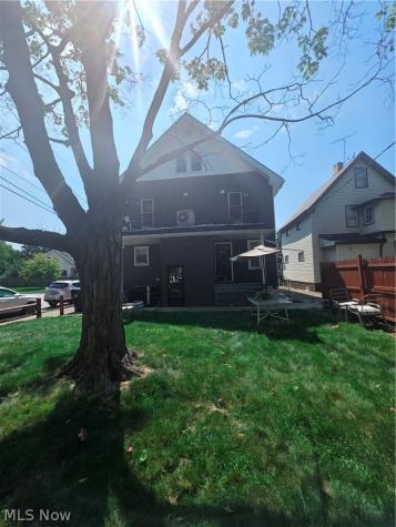 3204 Altoona Road Cleveland OH 44109