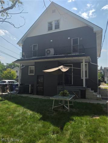 3204 Altoona Road Cleveland OH 44109