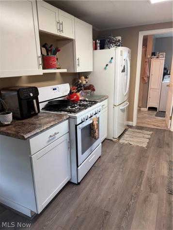 448 Cherry Street W Canal Fulton OH 44614