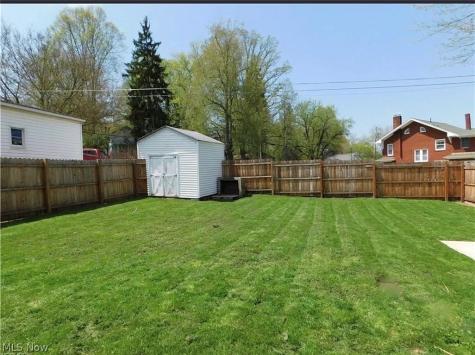 448 Cherry Street W Canal Fulton OH 44614
