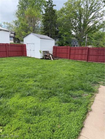 448 Cherry Street W Canal Fulton OH 44614
