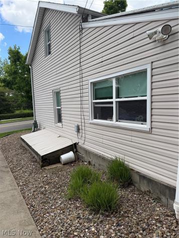 448 Cherry Street W Canal Fulton OH 44614