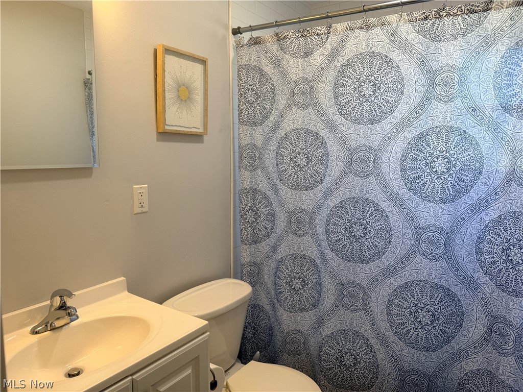 1338 Ormond Avenue Madison OH 44057
