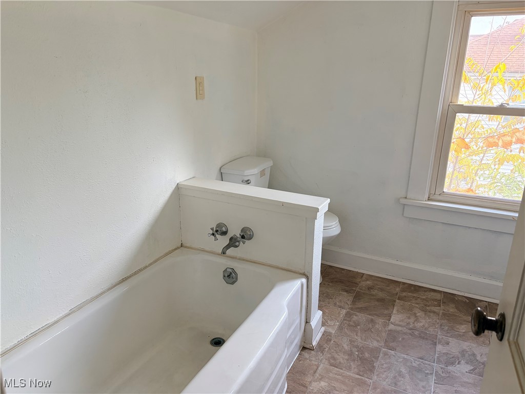 925 Montgomery Street East Liverpool OH 43920