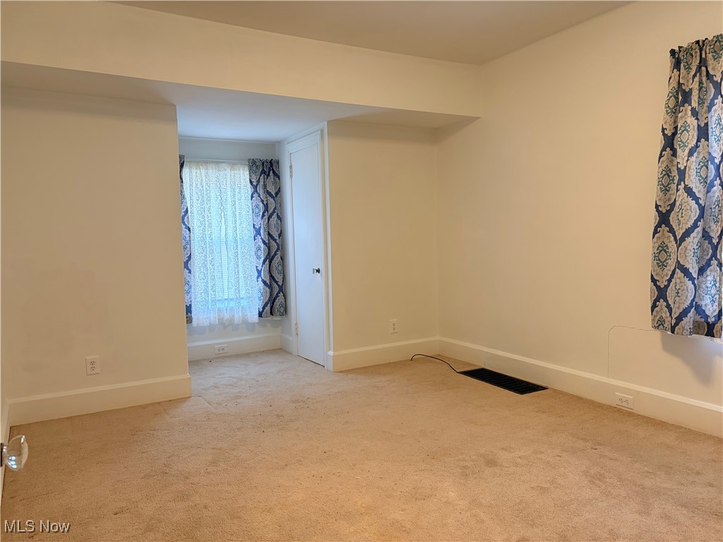 925 Montgomery Street East Liverpool OH 43920