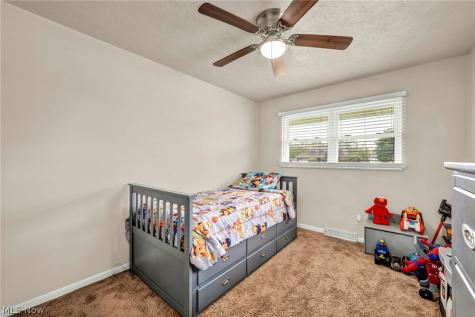 13177 Whitney Road Strongsville OH 44136