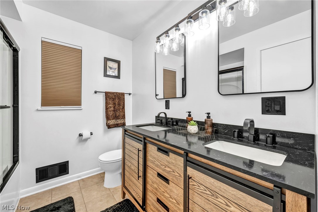 13177 Whitney Road Strongsville OH 44136