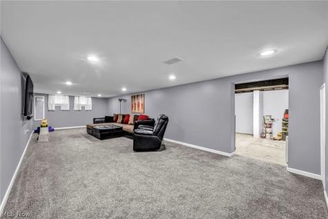 13177 Whitney Road Strongsville OH 44136