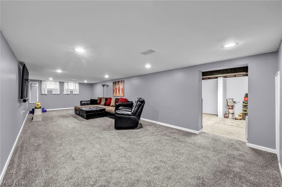 13177 Whitney Road Strongsville OH 44136