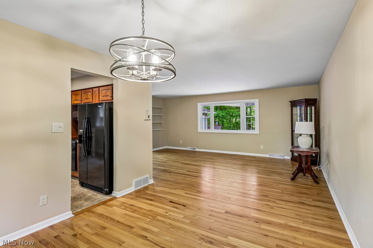 8628 Cedar Road Chesterland OH 44026