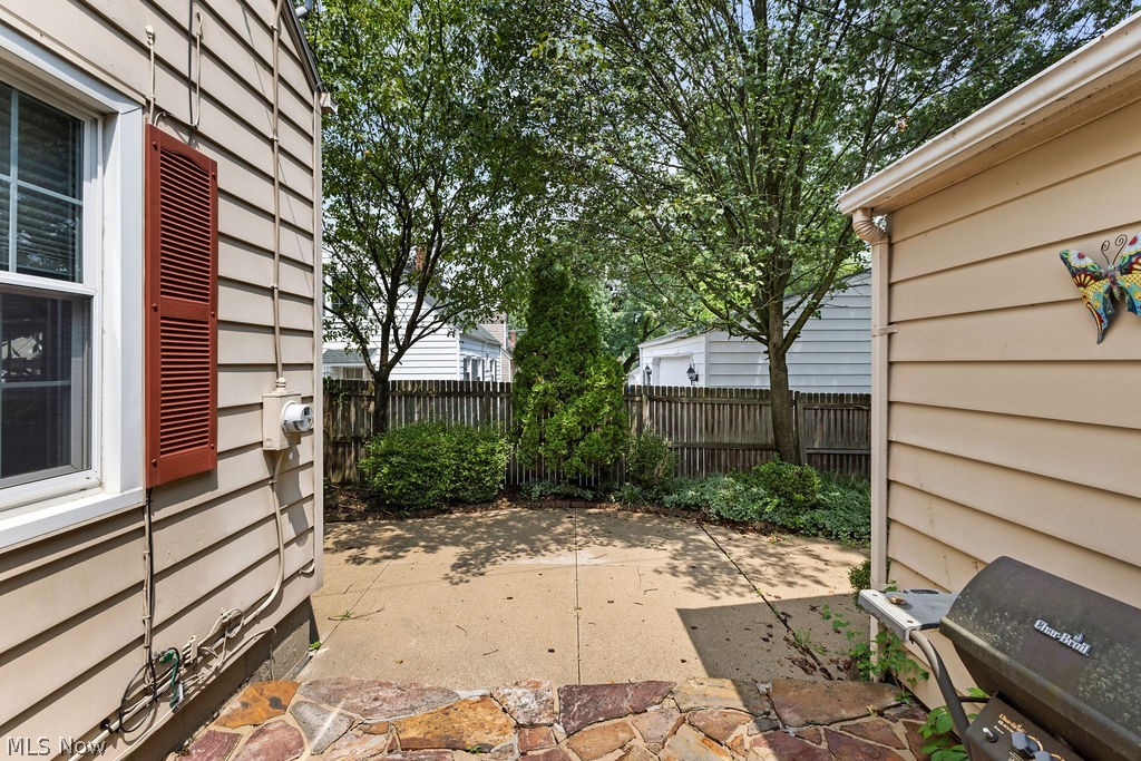 2407 27th Street Cuyahoga Falls OH 44223