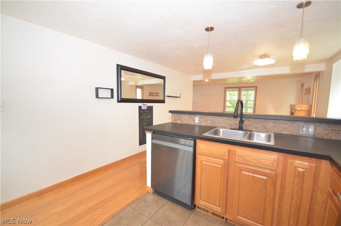 578 Perry Road Tallmadge OH 44278