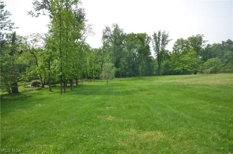 578 Perry Road Tallmadge OH 44278