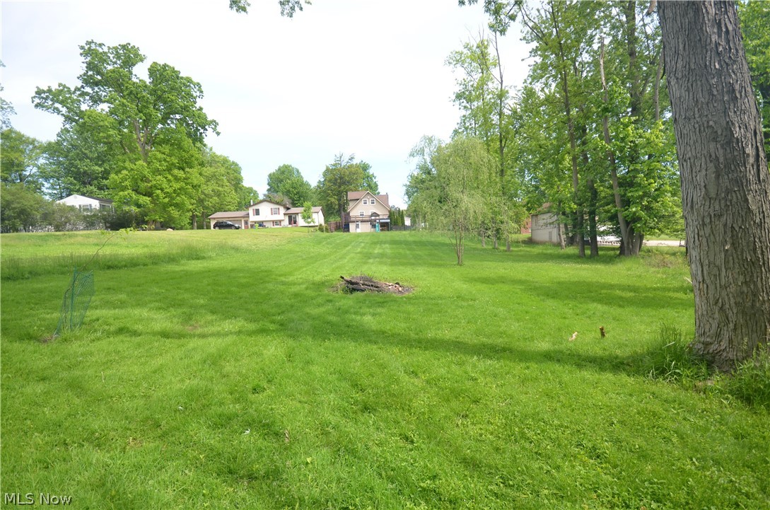 578 Perry Road Tallmadge OH 44278