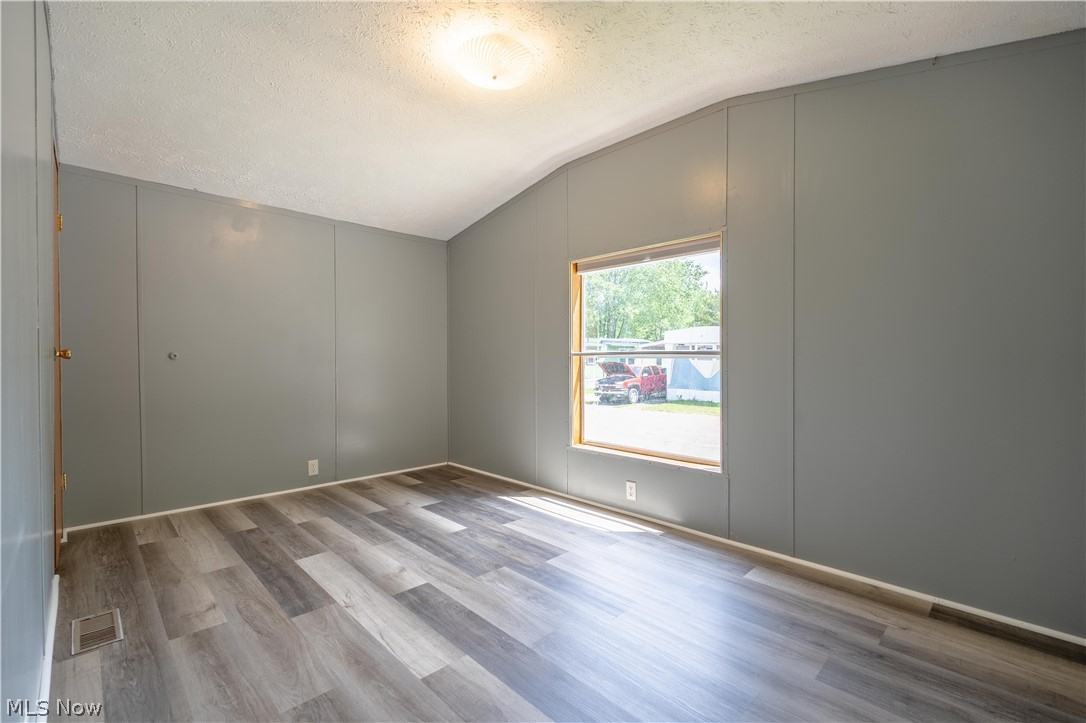62 Redwood Drive Beloit OH 44609