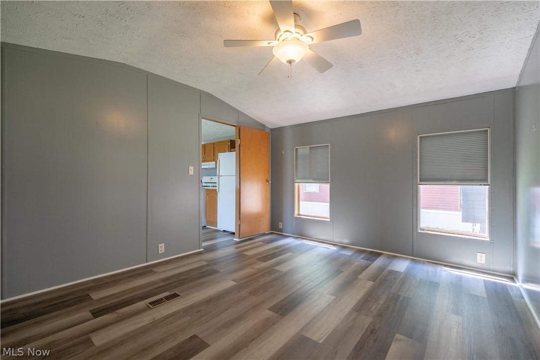 62 Redwood Drive Beloit OH 44609