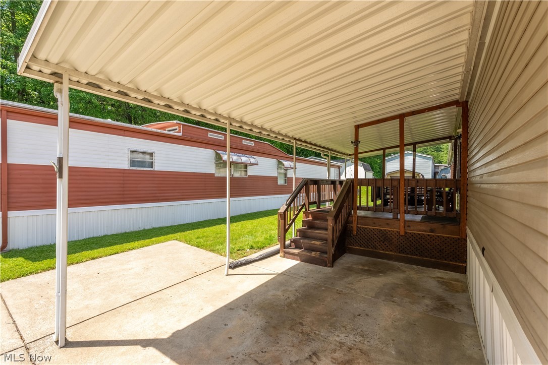 62 Redwood Drive Beloit OH 44609