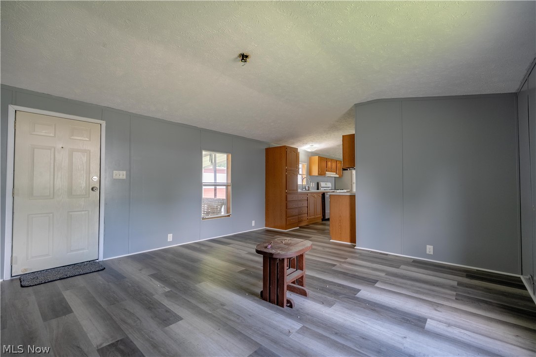 62 Redwood Drive Beloit OH 44609