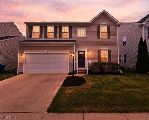 38446 Foxglen Avenue Avon OH 44011