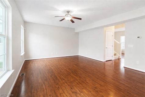 38446 Foxglen Avenue Avon OH 44011