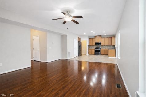 38446 Foxglen Avenue Avon OH 44011