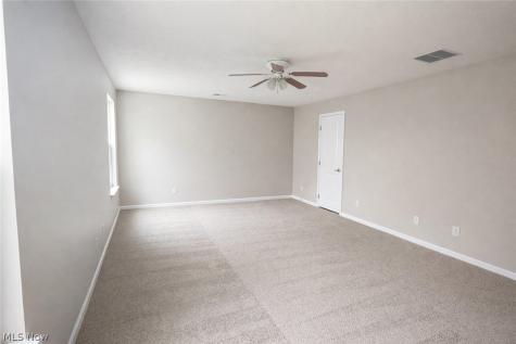 38446 Foxglen Avenue Avon OH 44011