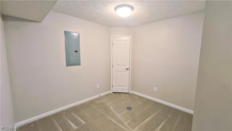 38446 Foxglen Avenue Avon OH 44011