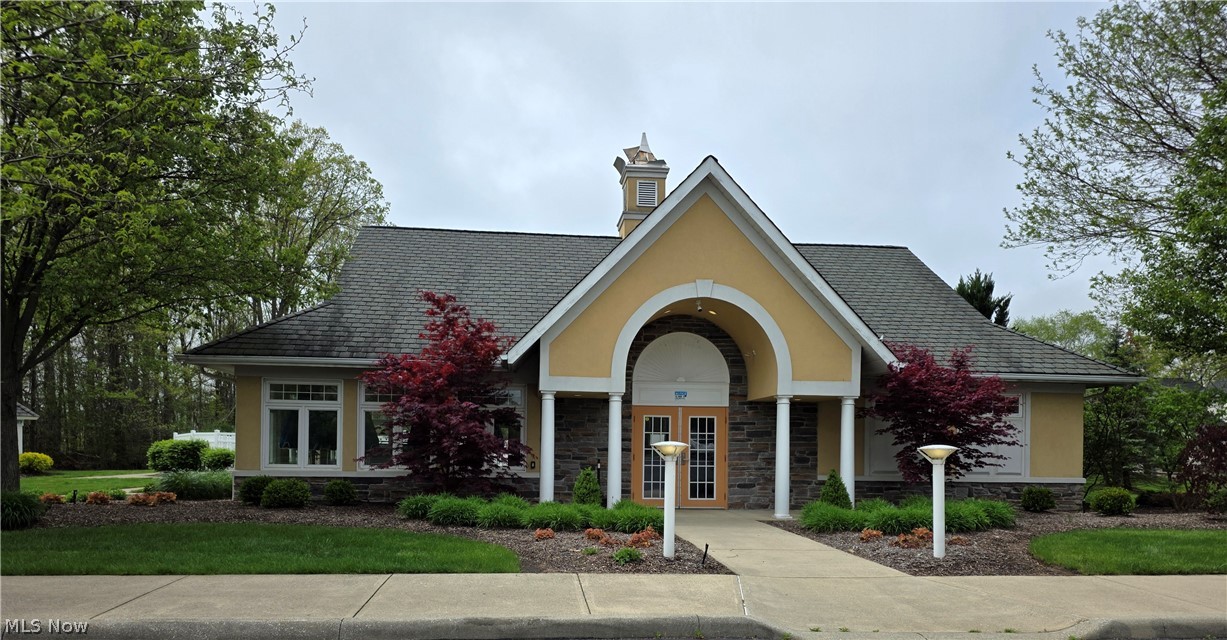 38446 Foxglen Avenue Avon OH 44011