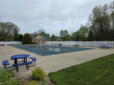38446 Foxglen Avenue Avon OH 44011