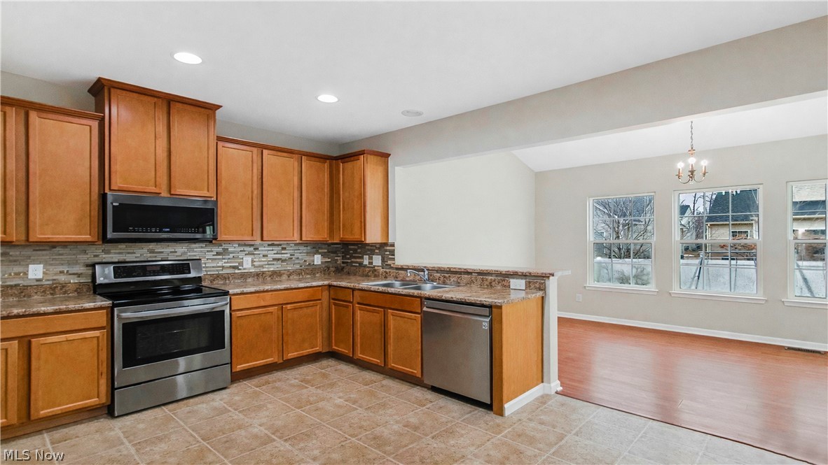 38446 Foxglen Avenue Avon OH 44011