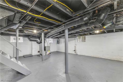 17011 Puritas Avenue Cleveland OH 44135
