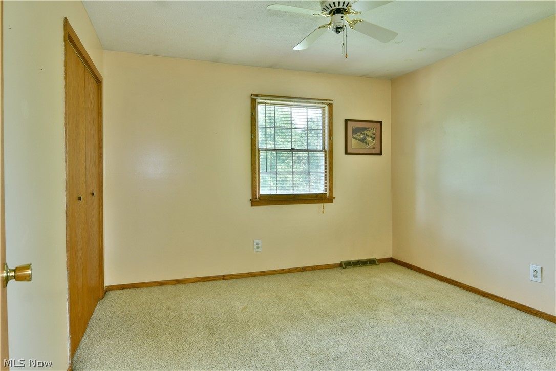 3225 Hewitt Gifford Road Warren OH 44481