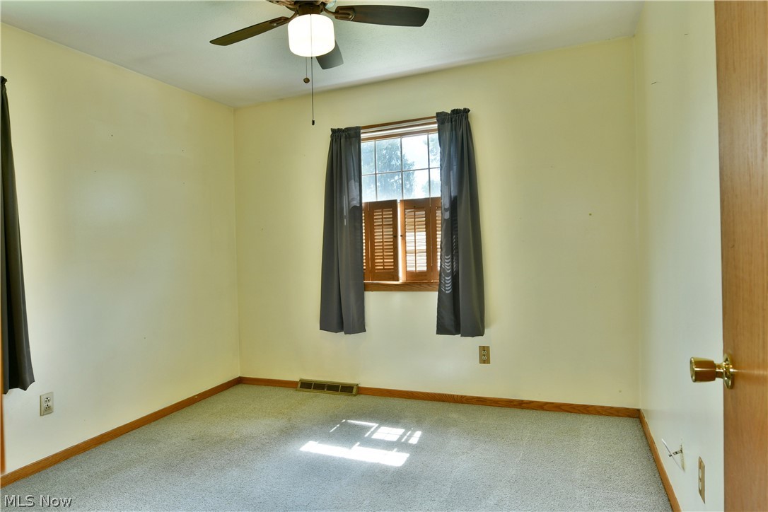 3225 Hewitt Gifford Road Warren OH 44481