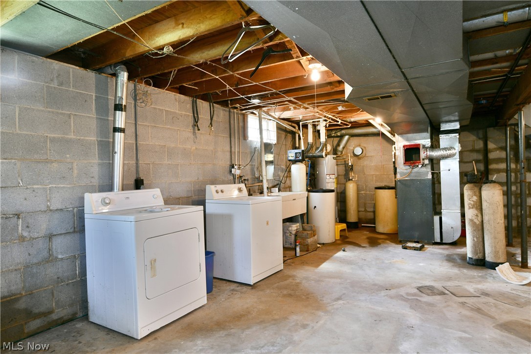 3225 Hewitt Gifford Road Warren OH 44481