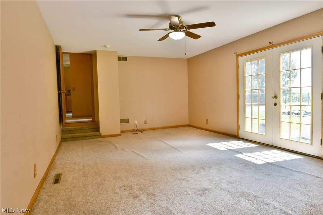 3225 Hewitt Gifford Road Warren OH 44481