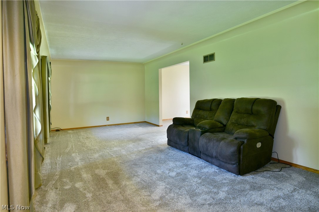 3225 Hewitt Gifford Road Warren OH 44481